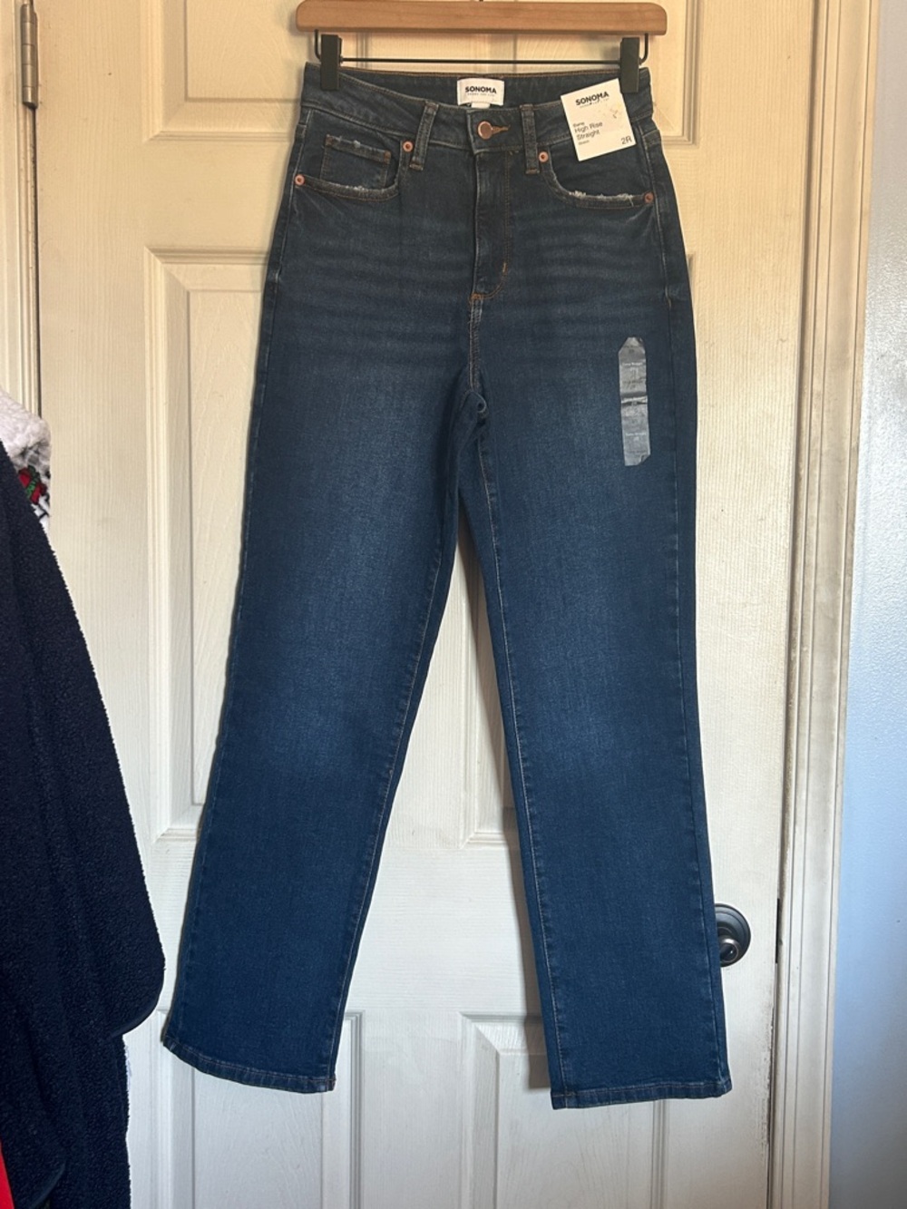 NWT Sonoma dark wash curvy high rise stretch straight leg Jean size 2 regular